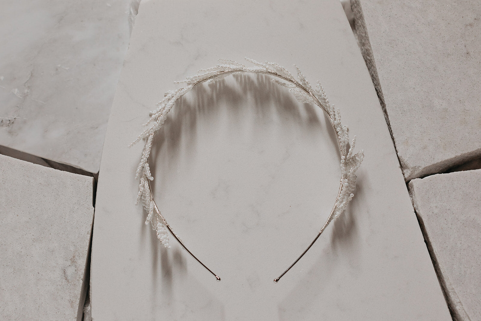 AMORIA Crown