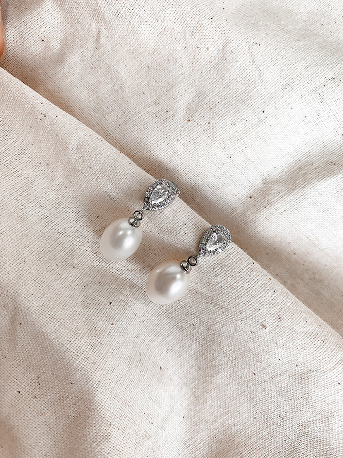 MARY Earrings