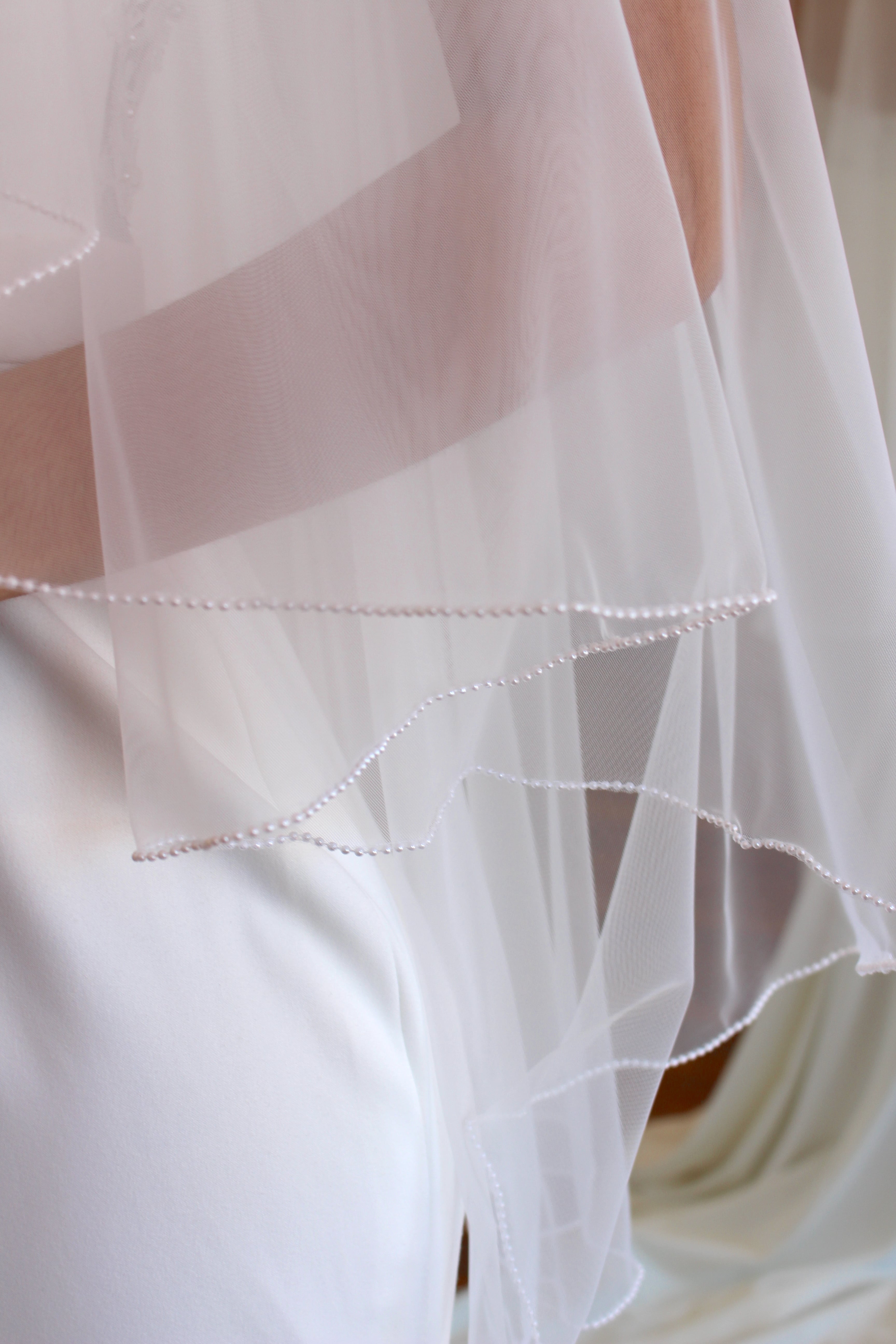 2 Tier Akisha String Pearl Veil