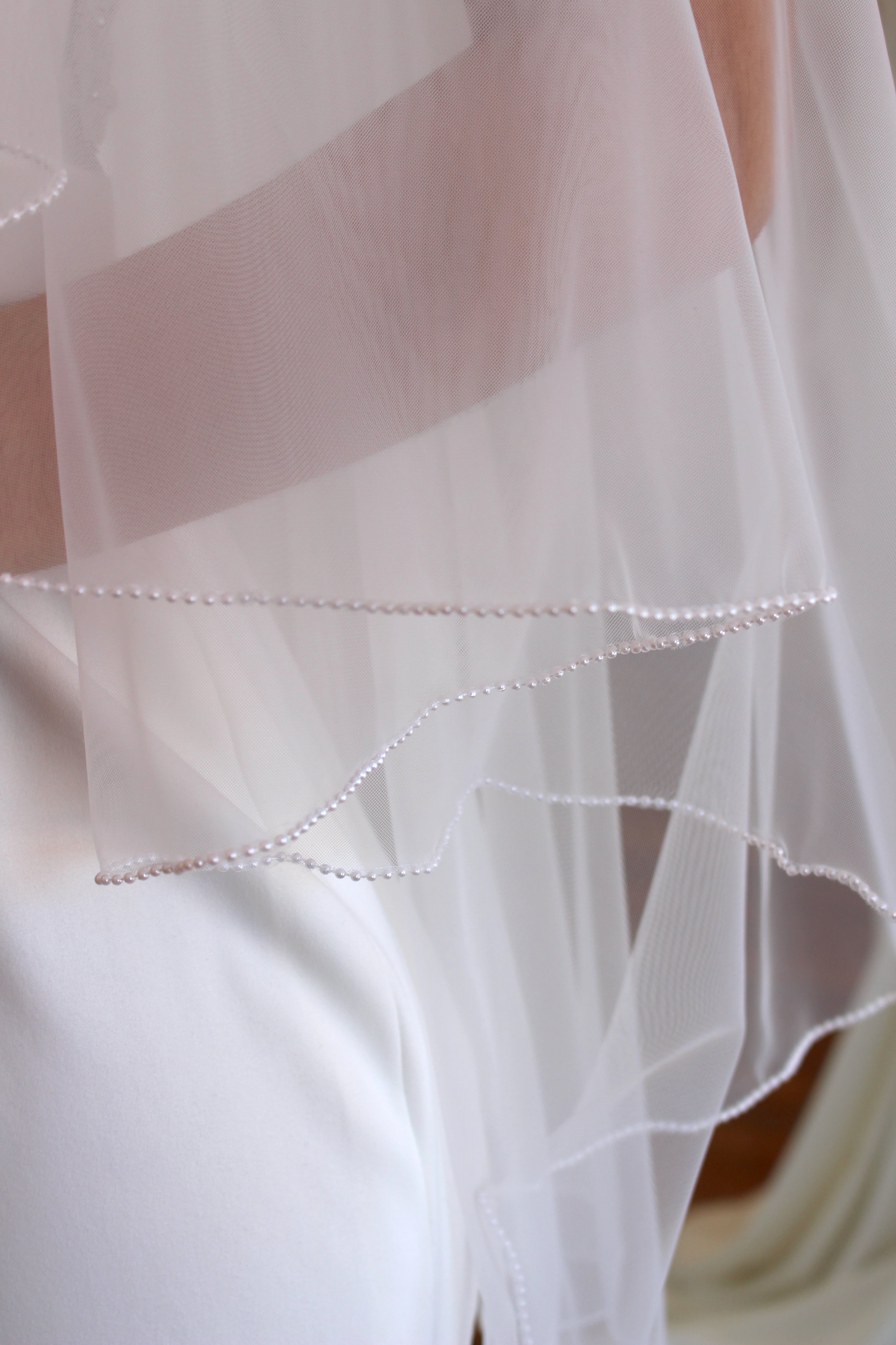 2 Tier Akisha String Pearl Veil