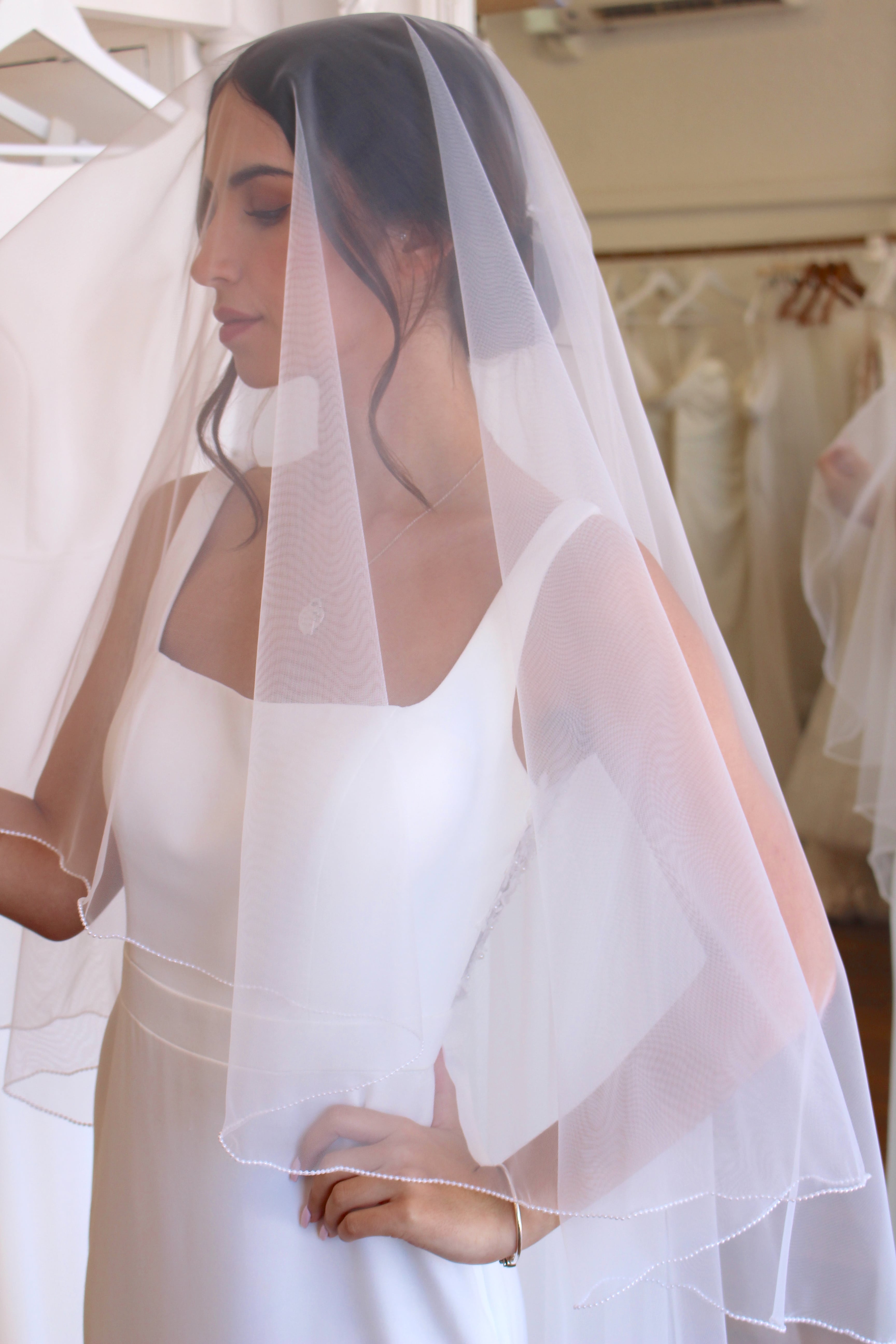 2 Tier Akisha String Pearl Veil