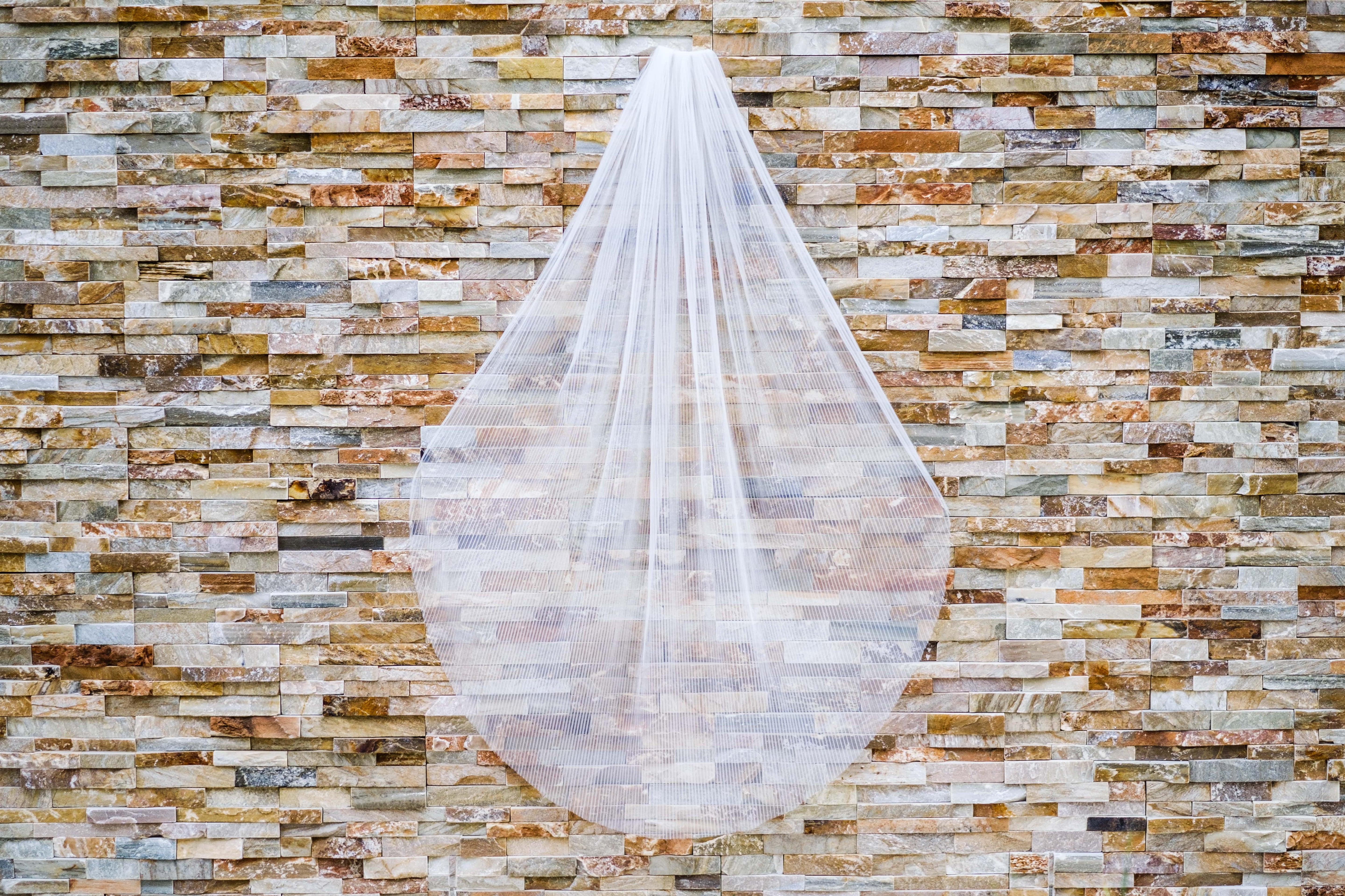 Tully Gathered Pleated Veil